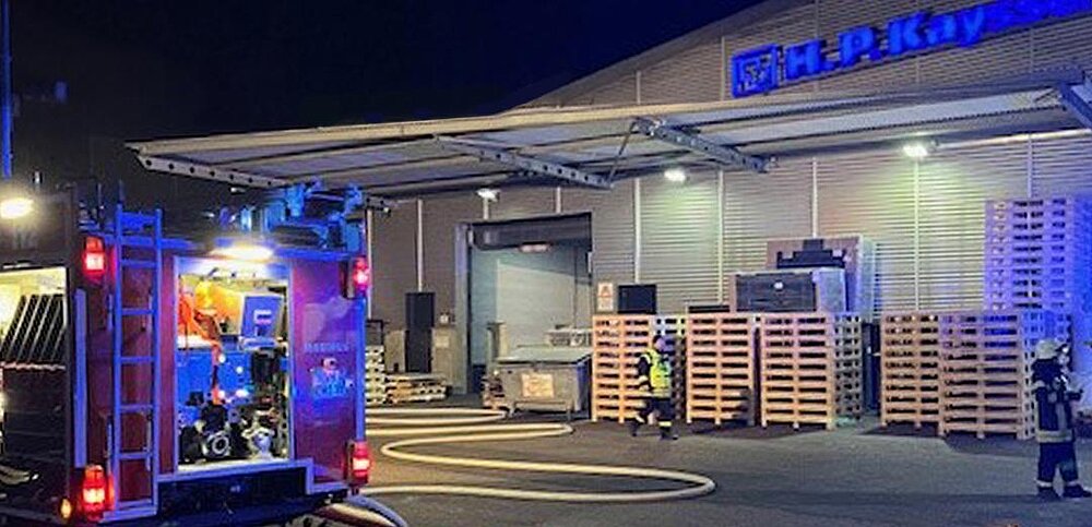 Feuerwehruebung bei H.P. Kaysser